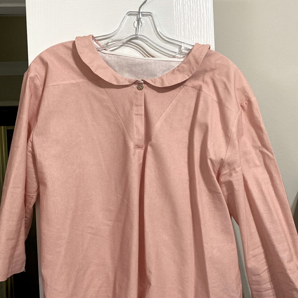 Lightweight linen top
